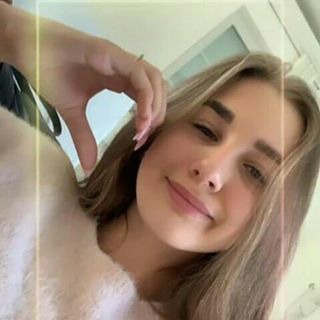 Блогер Диана Блогер Диана