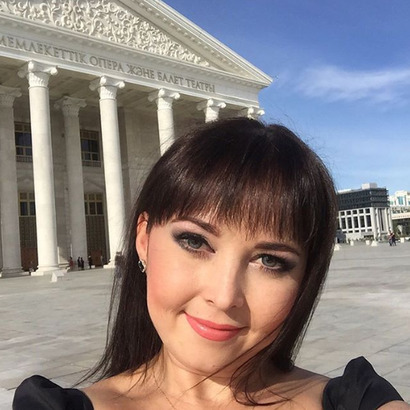 Популярный блогер - Мадина Дмитриева