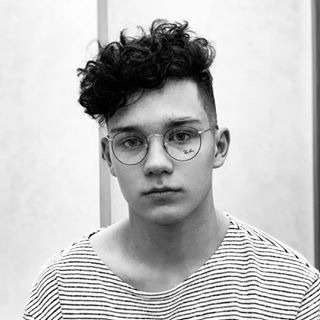 Блогер Сема Ким Блогер Сема Ким
