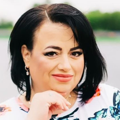 Блогер Елена Садикова