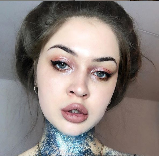 Блогер Женя nya_zhe Блогер Женя nya_zhe
