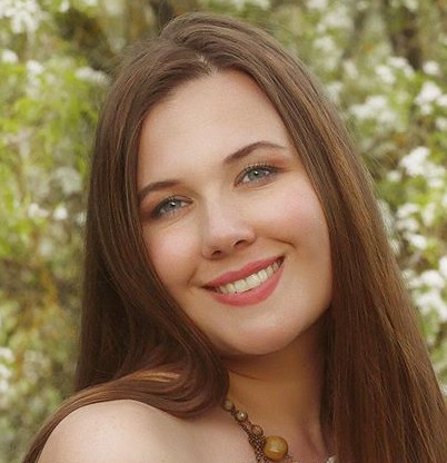 Блогер Ксения Естафеева Блогер Ксения Естафеева