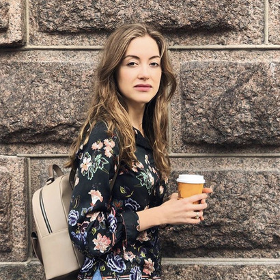 Блогер Анастасия Озерова