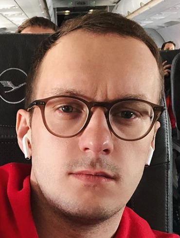 Блогер Кирилл Семин Блогер Кирилл Семин
