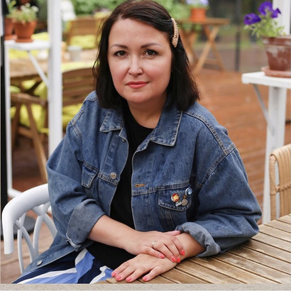 Блогер Анастасия Попова