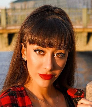 Блогер alisafoxy Блогер alisafoxy