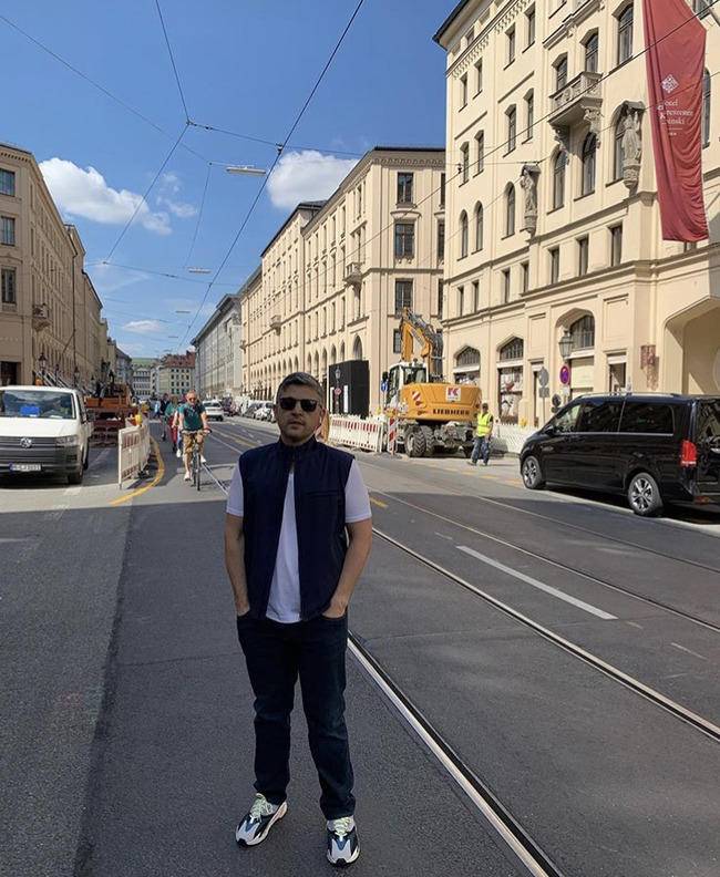 Блогер Азиз Ахмедов Блогер Азиз Ахмедов
