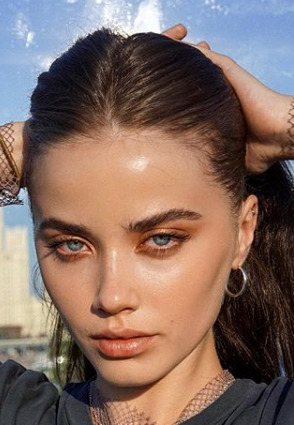 Блогер itsnotbella Блогер itsnotbella