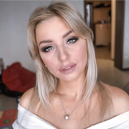 Блогер Алина Кузнецова