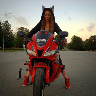 Блогер flinkemoto Блогер flinkemoto