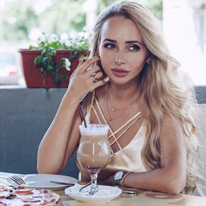 Блогер Людмила Безручко