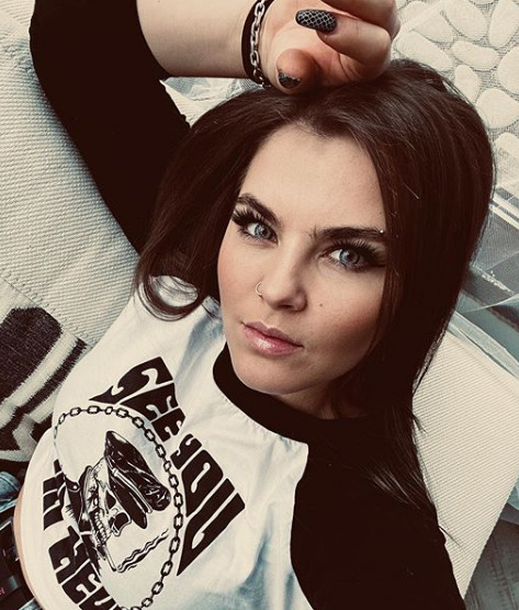Блогер Соня Таюрская Блогер Соня Таюрская