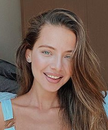 Блогер adelina_lazarova Блогер adelina_lazarova