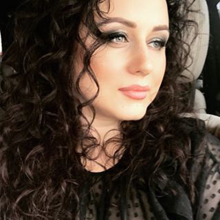 Блогер Евгения Гомозова Блогер Евгения Гомозова