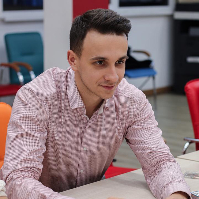 Блогер Никита Камбаров Блогер Никита Камбаров