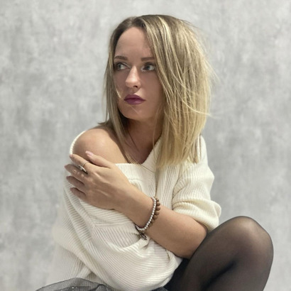 Блогер Анастасия Ефимова