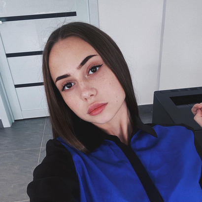 Блогер Алена Шуваева