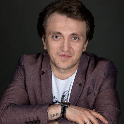 Популярный блогер - Денис Дорохов