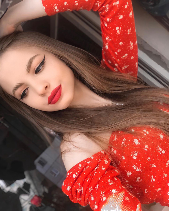 Блогер Кристина Малинина Блогер Кристина Малинина