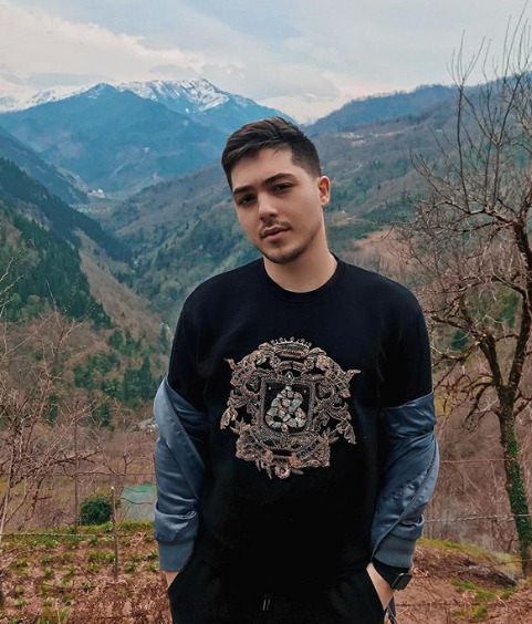 Блогер Слава Басюл Блогер Слава Басюл