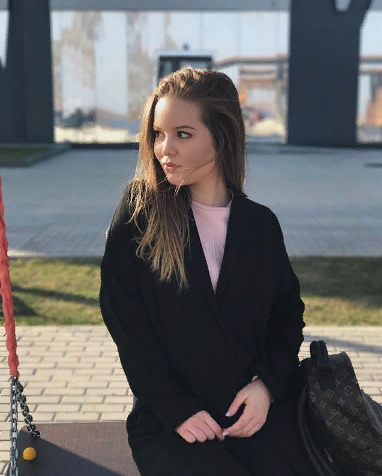 Блогер Ясмин Поклонская