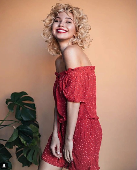 Блогер Анна Белис Блогер Анна Белис