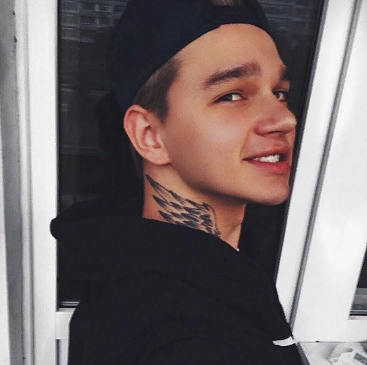 Блогер Вадим Vndope Блогер Вадим Vndope