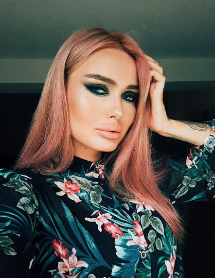 Блогер Даша Усик Блогер Даша Усик