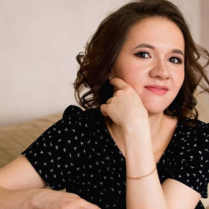 Популярный блогер - Катя Семибратова