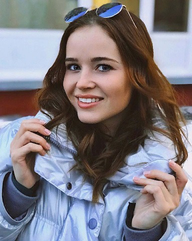 Блогер Полина Гренц