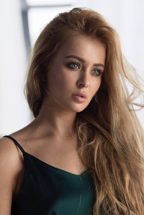 Блогер Диана Медем Блогер Диана Медем