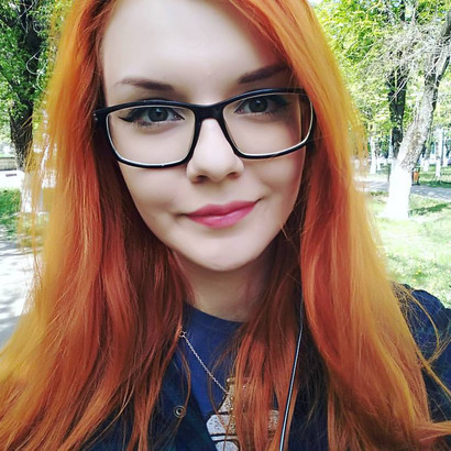 Блогер Юлия Вебер