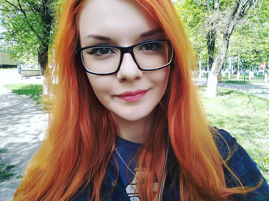 Блогер Юлия Вебер
